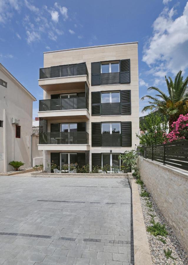 Magic Stone Apartments Baska Voda Luaran gambar