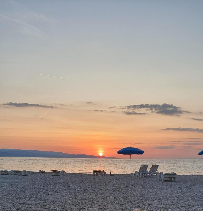 Magic Stone Apartments Baska Voda Luaran gambar