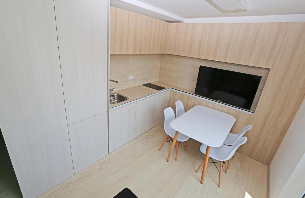 Magic Stone Apartments Baska Voda Luaran gambar