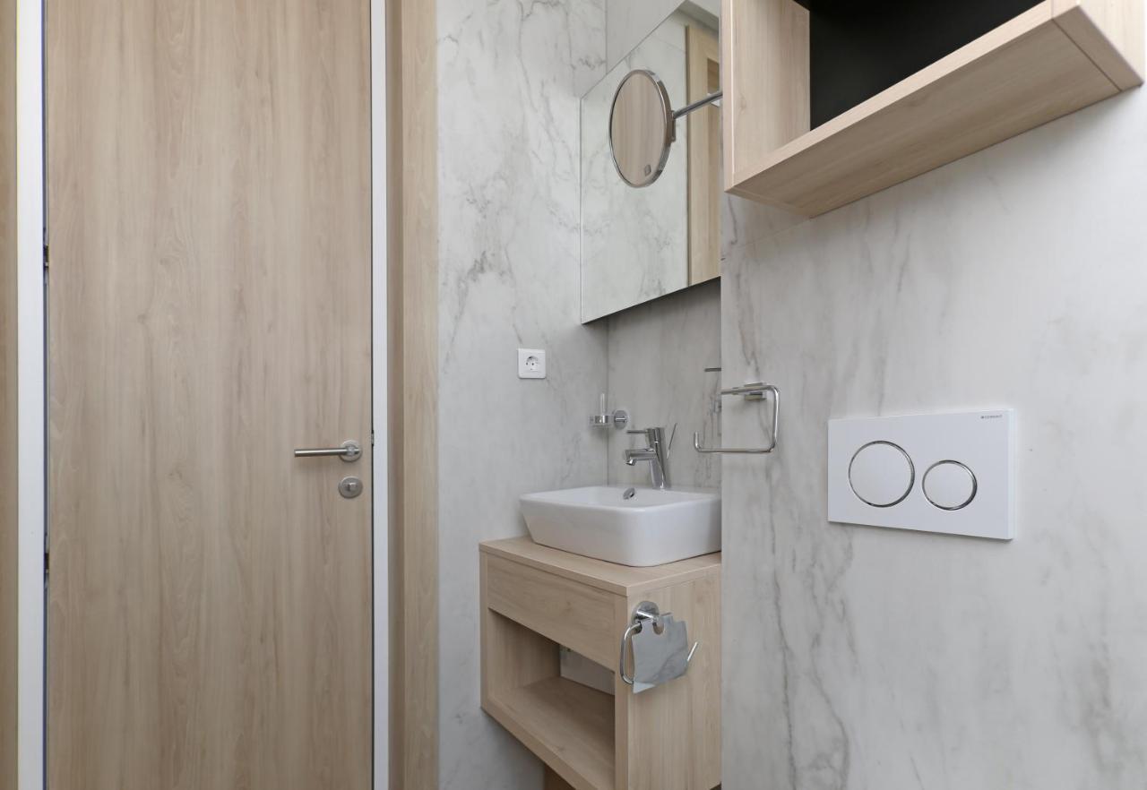 Magic Stone Apartments Baska Voda Luaran gambar