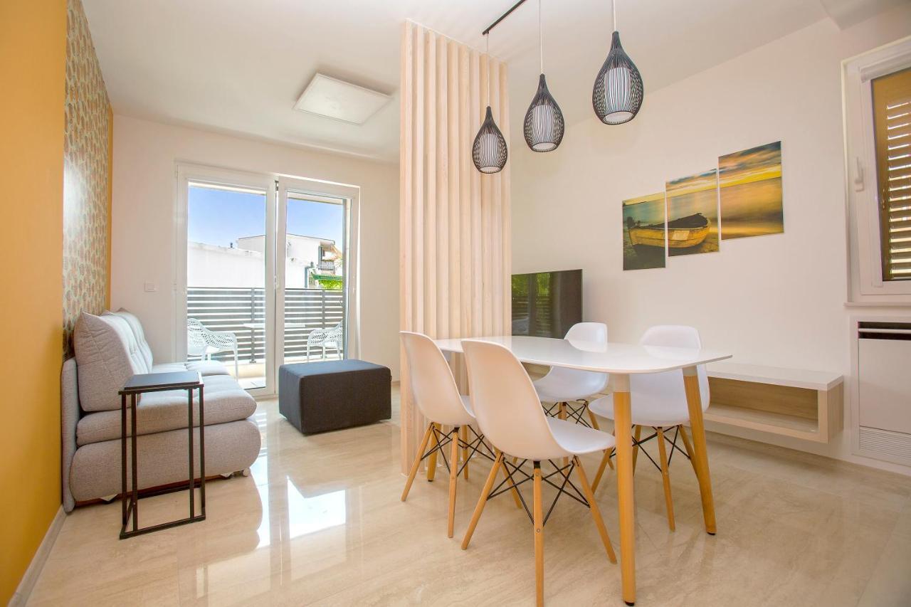 Magic Stone Apartments Baska Voda Luaran gambar