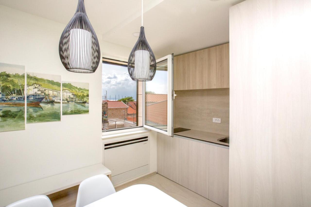 Magic Stone Apartments Baska Voda Luaran gambar