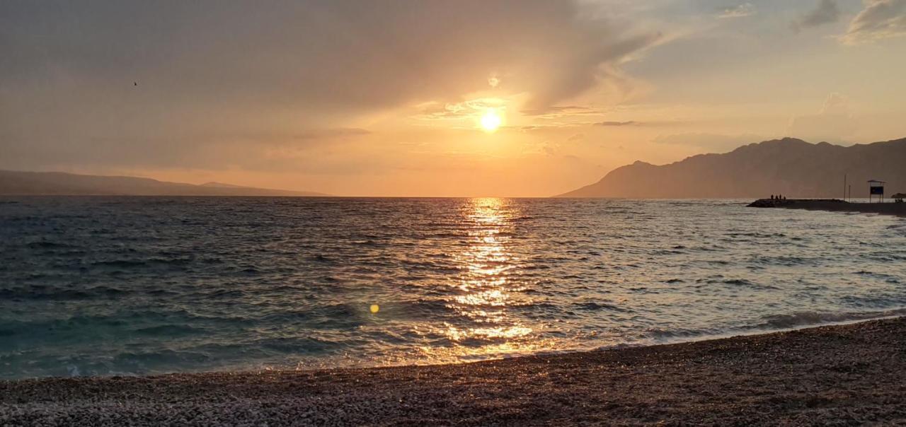 Magic Stone Apartments Baska Voda Luaran gambar